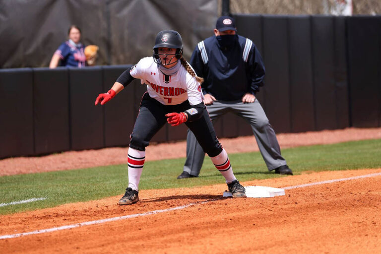 Austin Peay State University Softball Falls To Jacksonville State 7 4