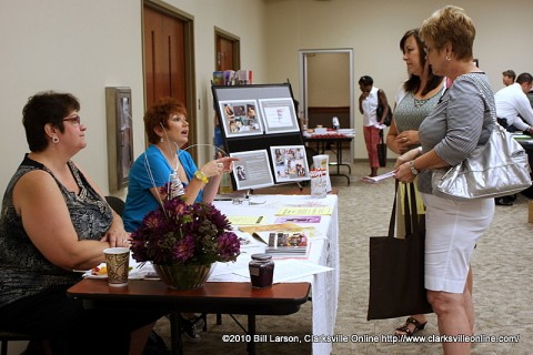 ALC Office Assistant Carol Davis and Volunteer Patty Davis co-hosted a table at this year’s H.O.P.E. Women’s Conference.
