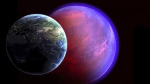 An artist's concept of Earth and 55 Cancri e positioned side by side for comparison.