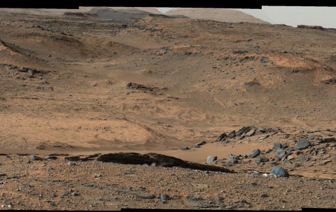 This image from NASA's Mars Curiosity rover shows the "Amargosa Valley," on the slopes leading up to Mount Sharp on Mars. (NASA/JPL-Caltech/MSSS)