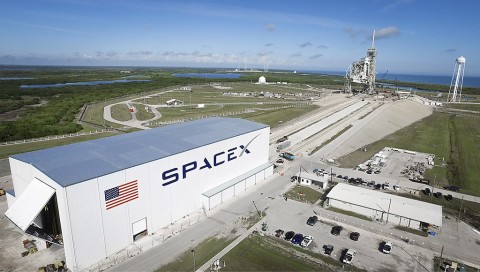 Launch Pad 39A at NASA's Kennedy Space Center in Florida undergoes modifications by SpaceX to adapt it to the needs of the company's Falcon 9 and Falcon Heavy rockets, which are slated to lift off from the historic pad in the near future. A horizontal integration facility has been constructed near the perimeter of the pad where rockets will be processed for launch prior of rolling out to the top of the pad structure for liftoff. SpaceX anticipates using the launch pad for its Crew Dragon spacecraft for missions to the International Space Station in partnership with NASA's Commercial Crew Program. (SpaceX)