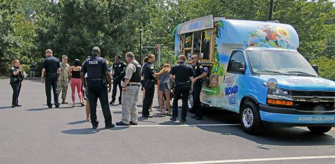 Kona Ice of Greater Clarksville and Clarksville Police held "Kona Cones and a Cop" on July 12th. (Jim Knoll, CPD)