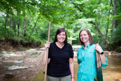 Erin Bloom and Dr. Rebecca Johansen in the field in 2019. (APSU)