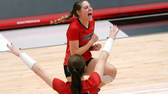 Austin Peay State University Women's Volleyball sweep weekend series at Tennessee State. (Robert Smith, APSU Sports Information)