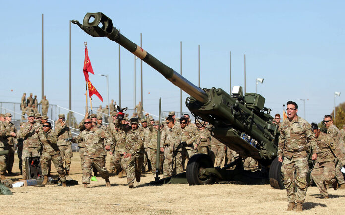 Soldiers from across the 101st Division Artillery Brigade, 101st Airborne Division (Air Assault), compete in the culminating event of the Division Artillery’s Best of the Best competition on Fort Campbell, Ky., October 21, 2022. Soldiers from across the brigade competed in numerous different competitive events to win the competition. (Spc. Laura Hardin, U.S. Army)