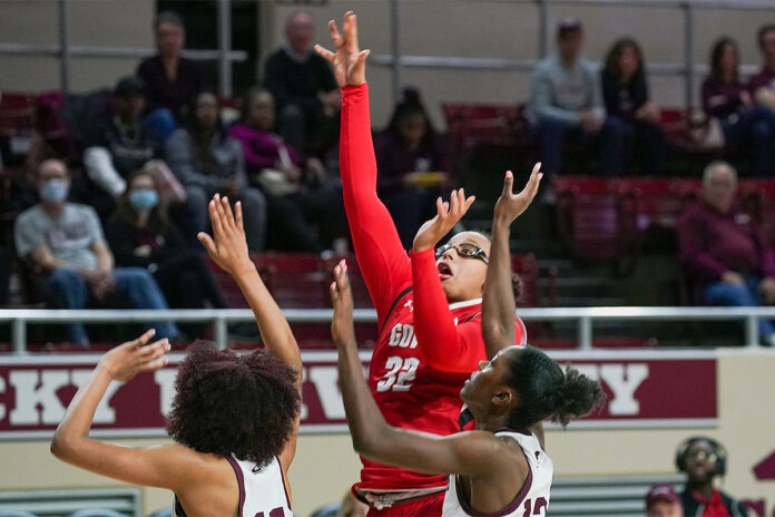 Total Gov Effort Leads to Austin Peay State University Women's Basketball Commanding Win Over Eastern Kentucky. (Alex Allard, APSU Sports Information)