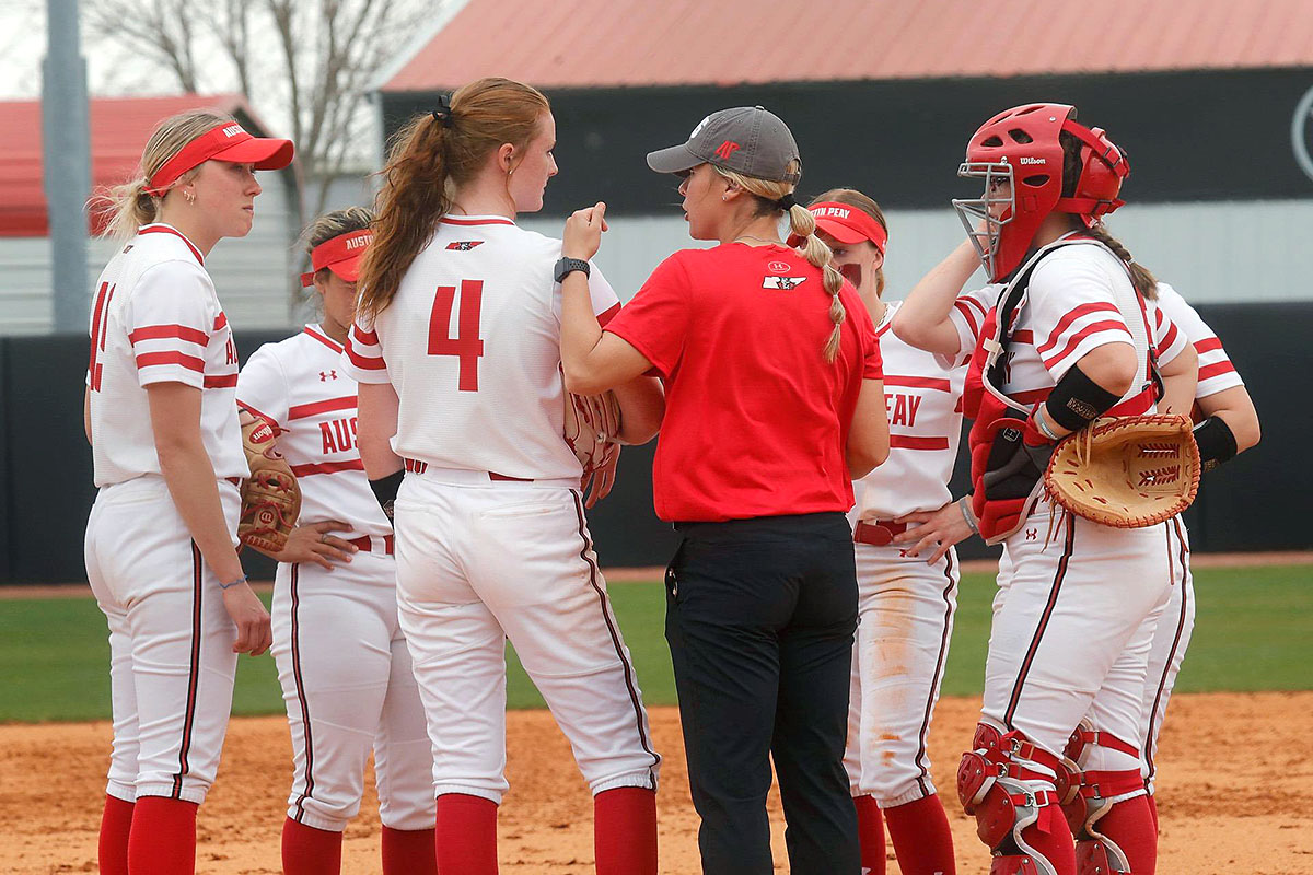 Austin Peay State University Softball plays Lipscomb on the road ...