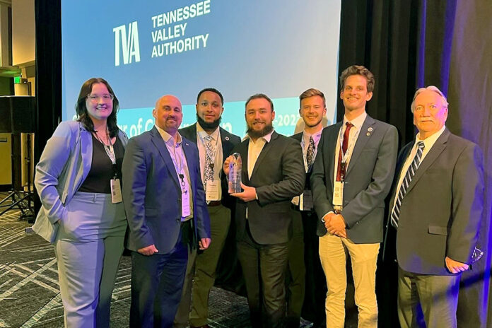 Austin Peay State University finance majors earn a performance award from the TVA Investment Challenge. (APSU)